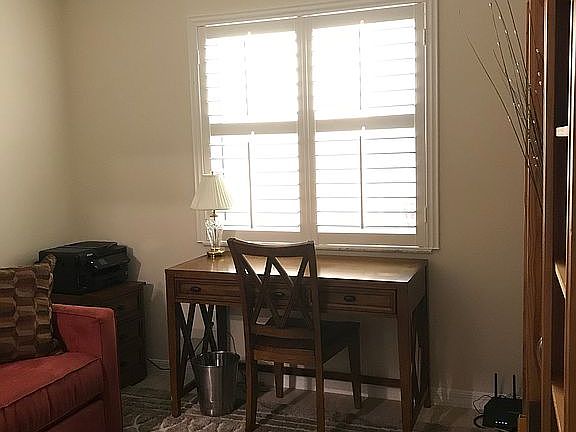 5th image of 215 Grove Isle Cir