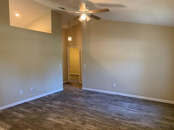 3rd image of 25 Brittany Ln