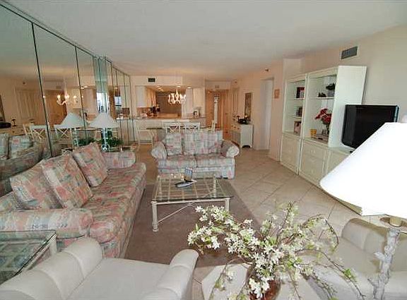 4th image of 506 Gulf Shore Dr Unit 207