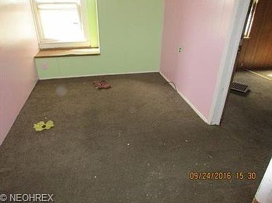 4th image of 4008 Denison Ave