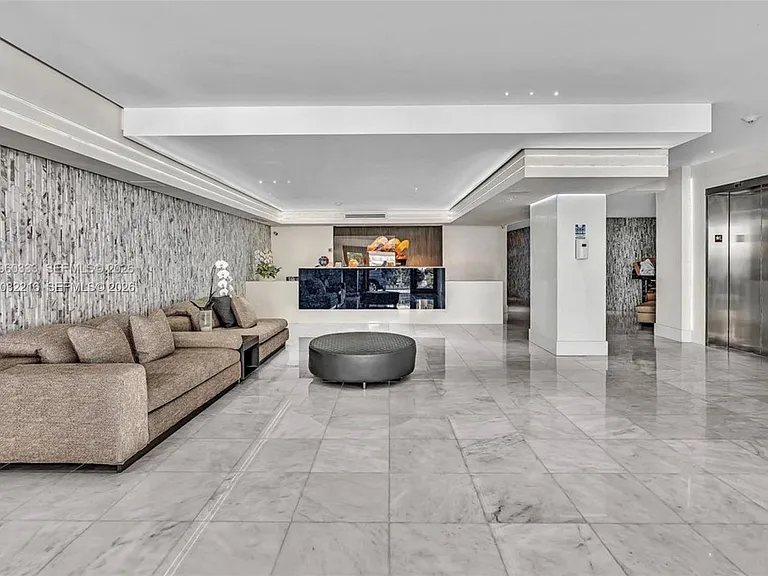 6423 Collins Ave #409 — Photo 43