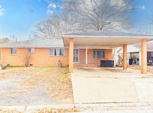 121 Troutt, Benton, AR 72019