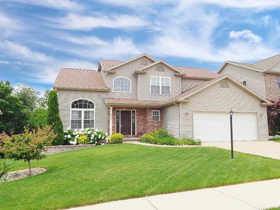 1st image of 7003 N Ironwood Dr
