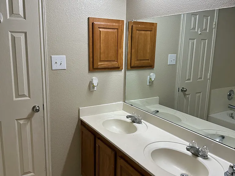 1411 Bankston Dr — Photo 11