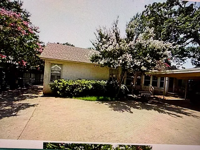 1600 S Donnybrook Ave — Photo 6