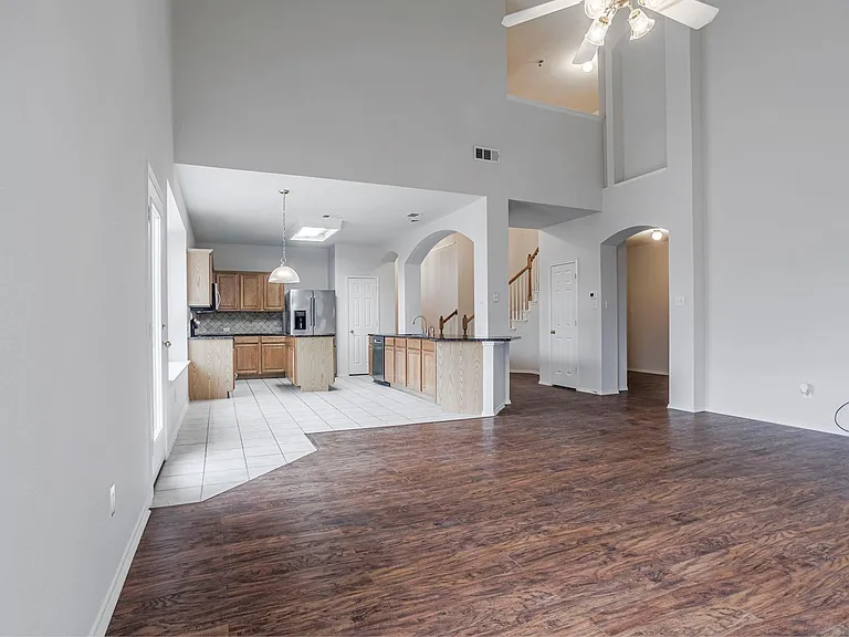 7025 Michael Dr — Photo 12