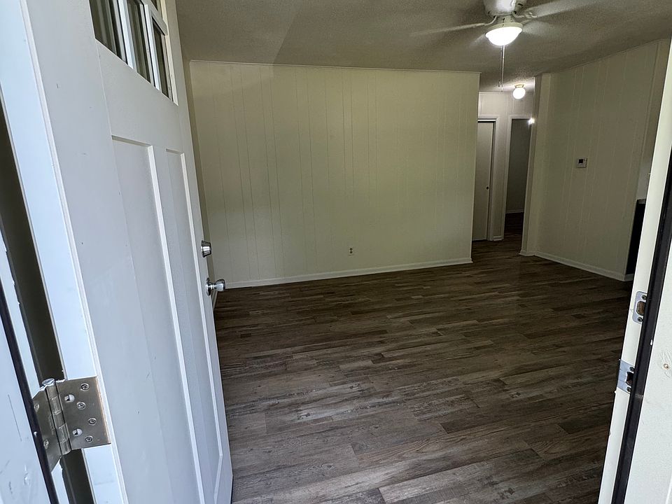 1st image of 2117 E Helen St