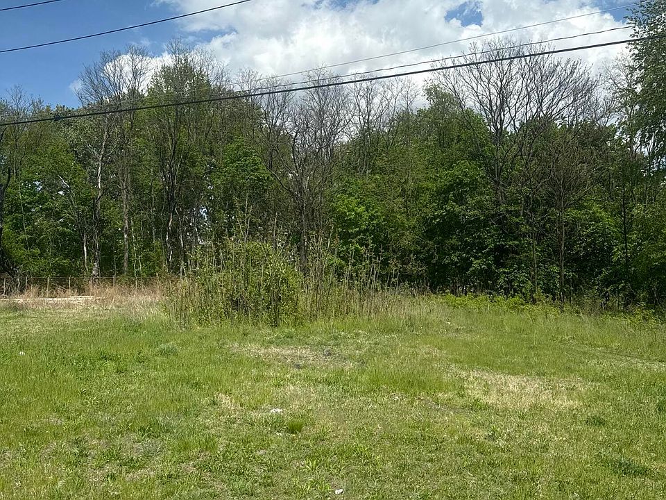 2nd image of 645 Main St