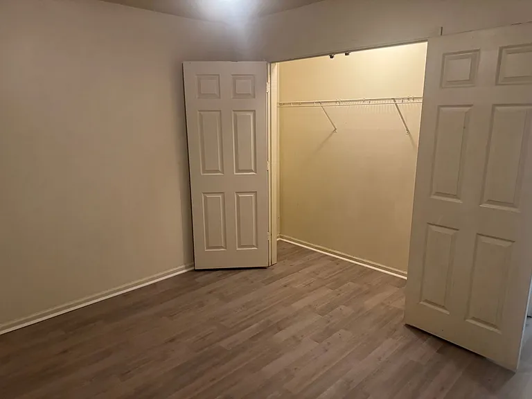 4215 Walnut Park Dr — Photo 14