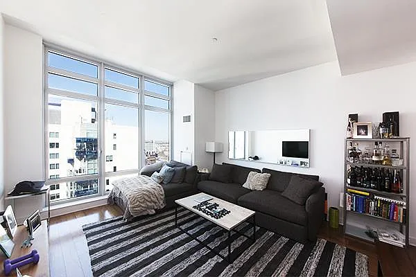 Rented by Evans Real Estate | media 13