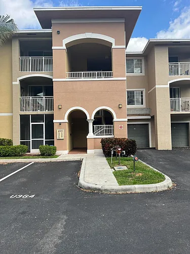 6533 Emerald Dunes Dr #301 Photo 1