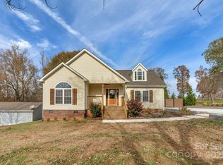 8891 Rock Hole Rd, Stanfield, NC 28163