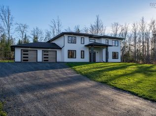 106 Edward Dr, East Hants, NS B2T 1H8