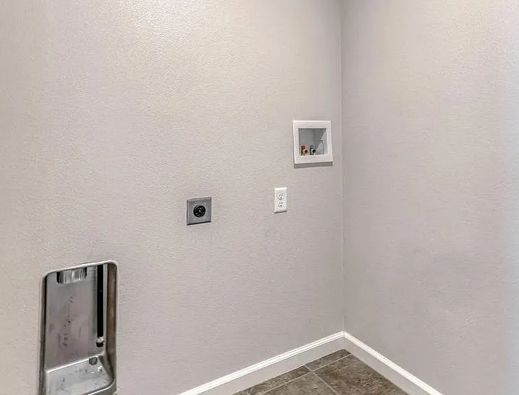 Full size laundry room.