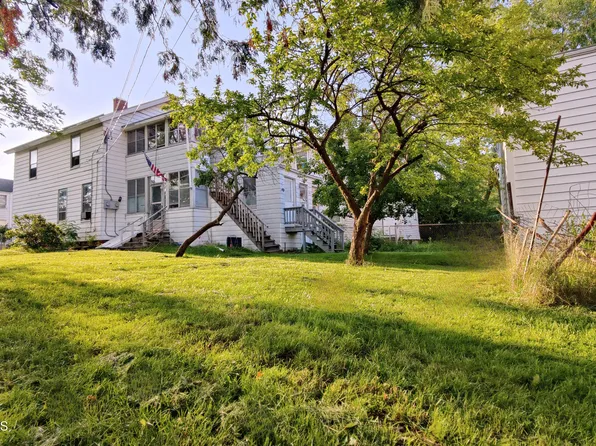 1502 7th Avenue, Watervliet, NY 12189