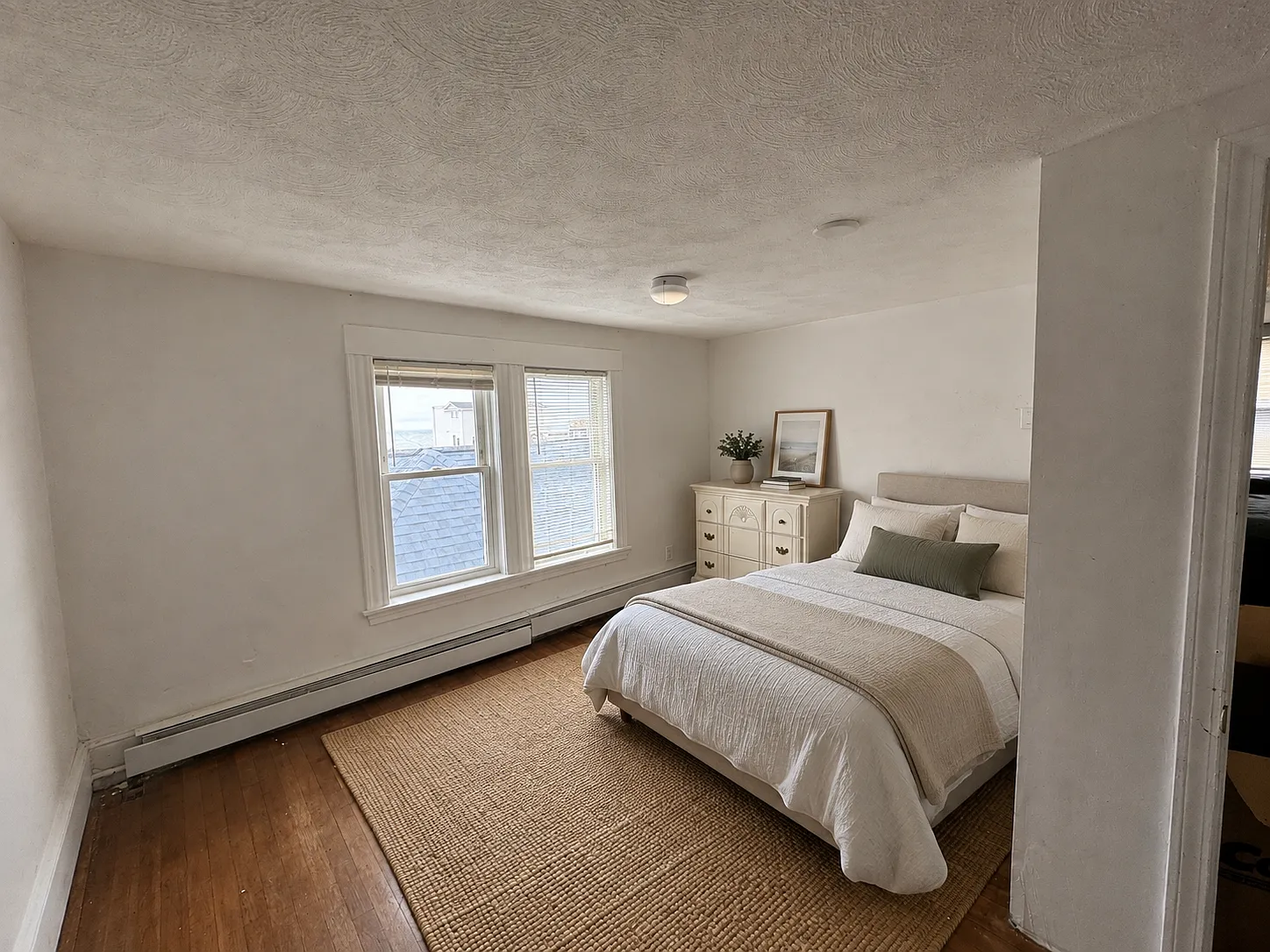2 bed, 800 sqft, $2,250 — Photo 3