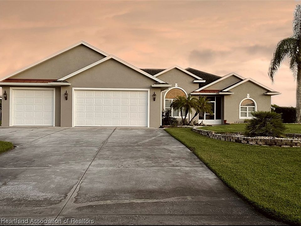 1st image of 1605 Duane Palmer Blvd