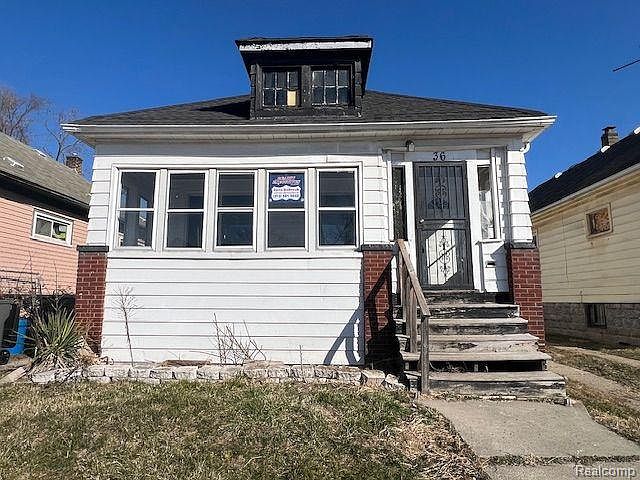 1st image of 36 W Rockwood St