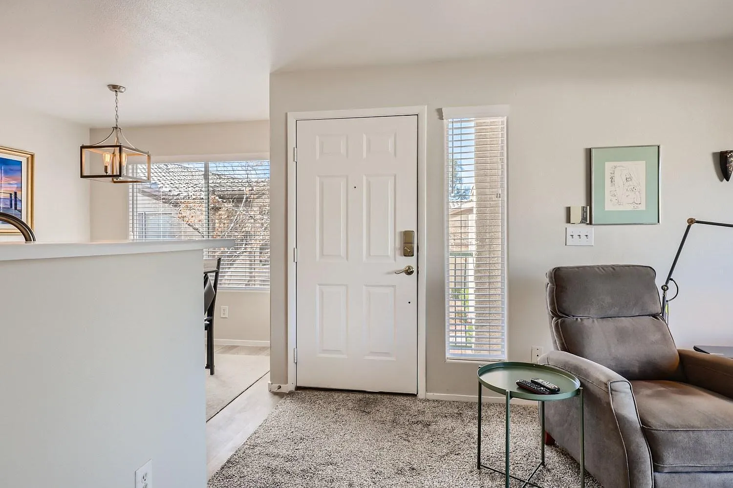 5710 E Tropicana Ave — Photo 2