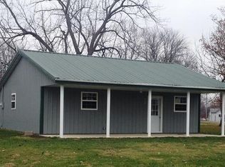 209 W Tower St, Mulberry Grove, IL 62262