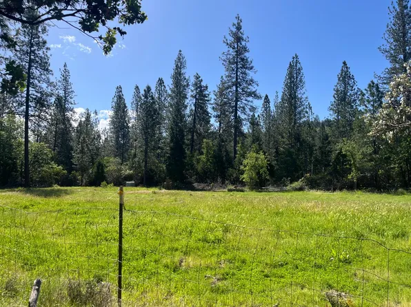 8692 Daken Cir, Brownsville, CA 95919