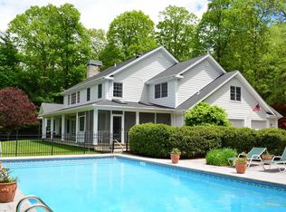 33 High Point View Rd, Stone Ridge, NY 12484