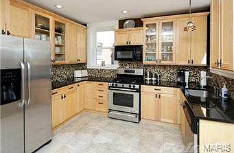 4th image of 7278 Northmoor Dr