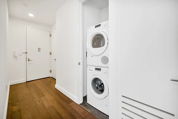 Rented by Living New York | media 9