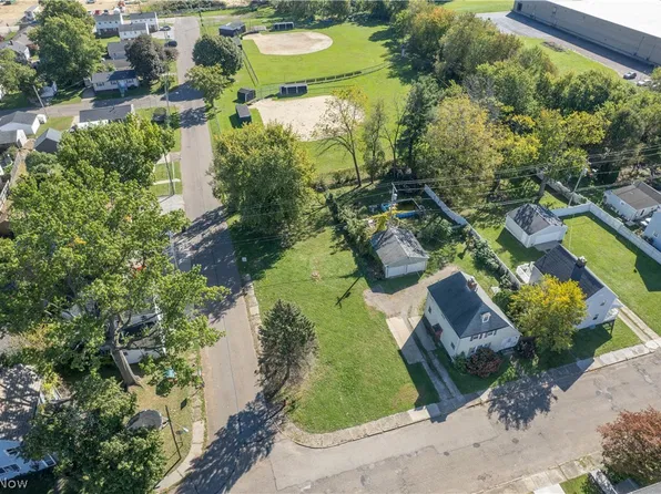 1362 Ivydale Ave SW, Canton, OH 44710