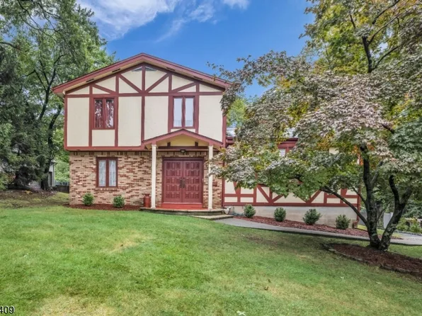 209 Cedar St, Cedar Grove Twp., NJ 07009