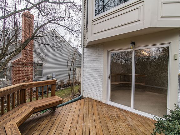 4th image of 11831 Troika Ct