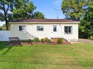 2329 N Duck Lake Rd, Highland, MI 48356