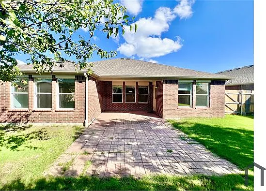 903 Mazatlan Ct — Photo 14