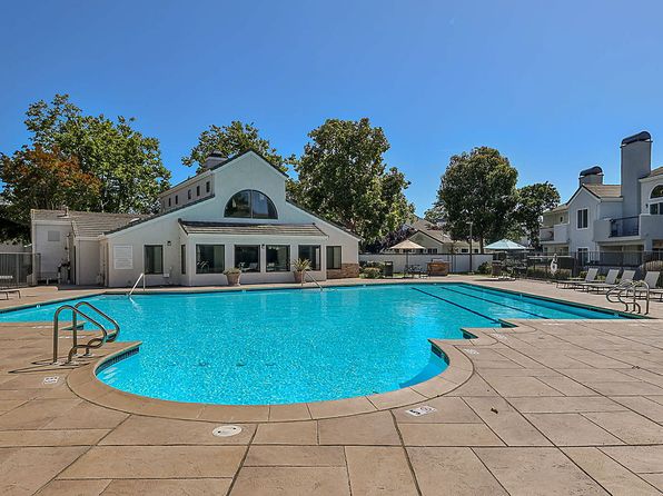 700 Bounty Dr #3005