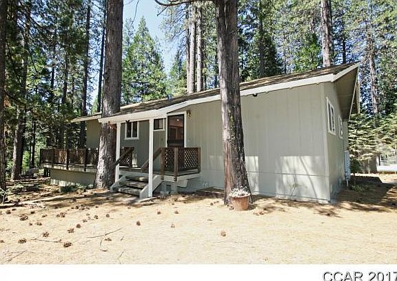 3rd image of 972 Meadow Dr