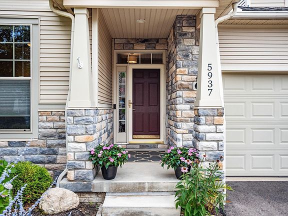 2nd image of 5937 Coventry Hurst Ln