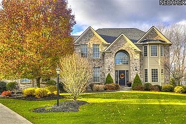 1st image of 10218 N Red Oak