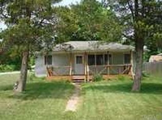 4 Lagoon Ct, Blue Point, NY 11715