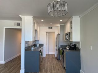 14141 Dickens St APT 101, Sherman Oaks, CA 91423