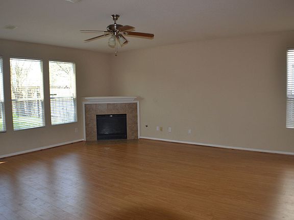 2nd image of 22523 Spring Crossing Dr