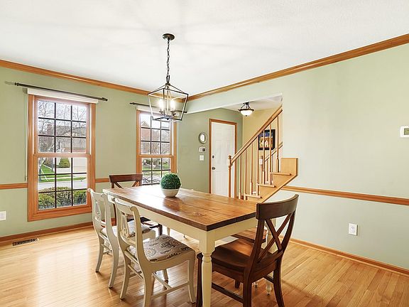 4th image of 477 Bellfrey Dr