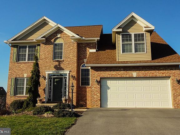3rd image of 103 Creekwood Dr
