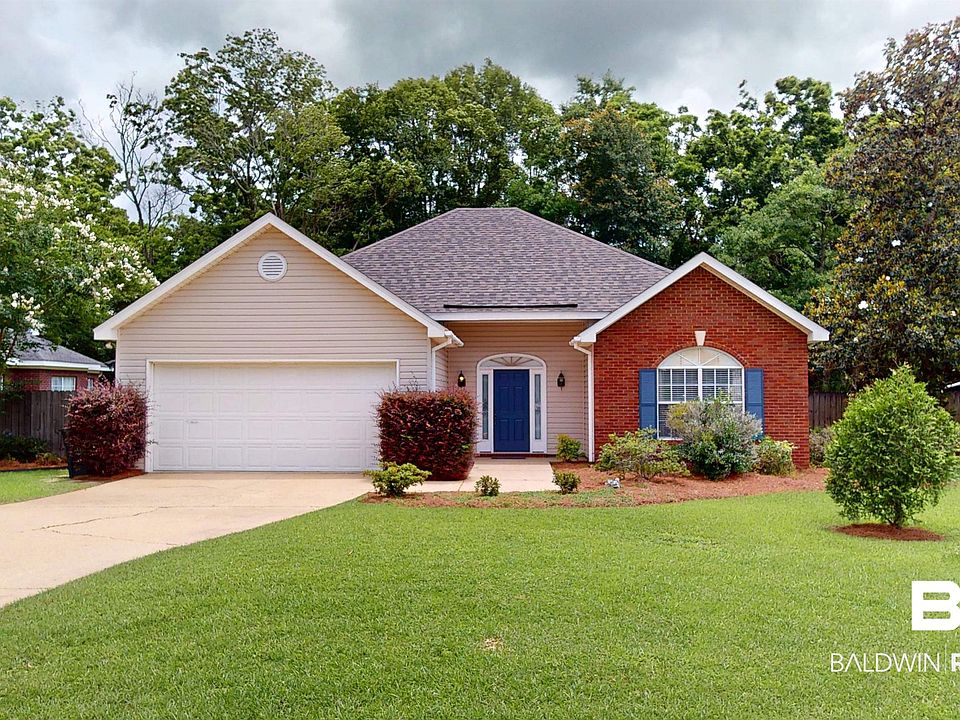 1st image of 20575 Lowry Dr