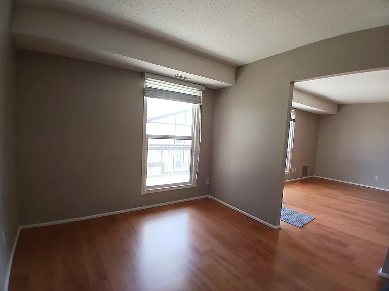 2081 Saddleback Rd NW — Photo 2
