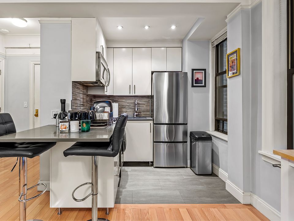 1st image of 467 Central Park W APT 2G