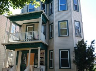 21 Speedwell St, Dorchester, MA 02122