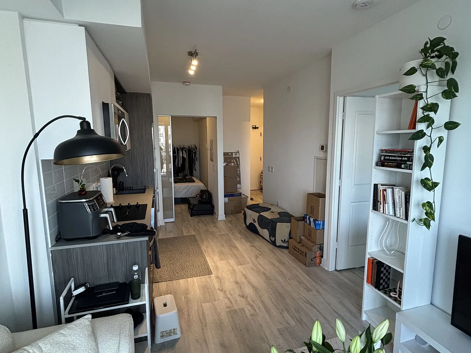 Social Condo — Photo 4