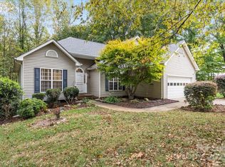 3503 Mossy Bank Pl, Charlotte, NC 28269