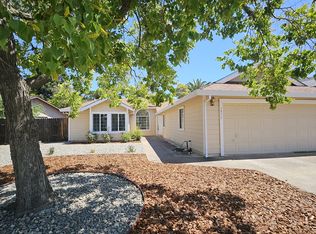 5972 Willowynd Dr, Rocklin, CA 95677