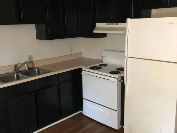 636 Cashew St #B, Charleston, SC 29407